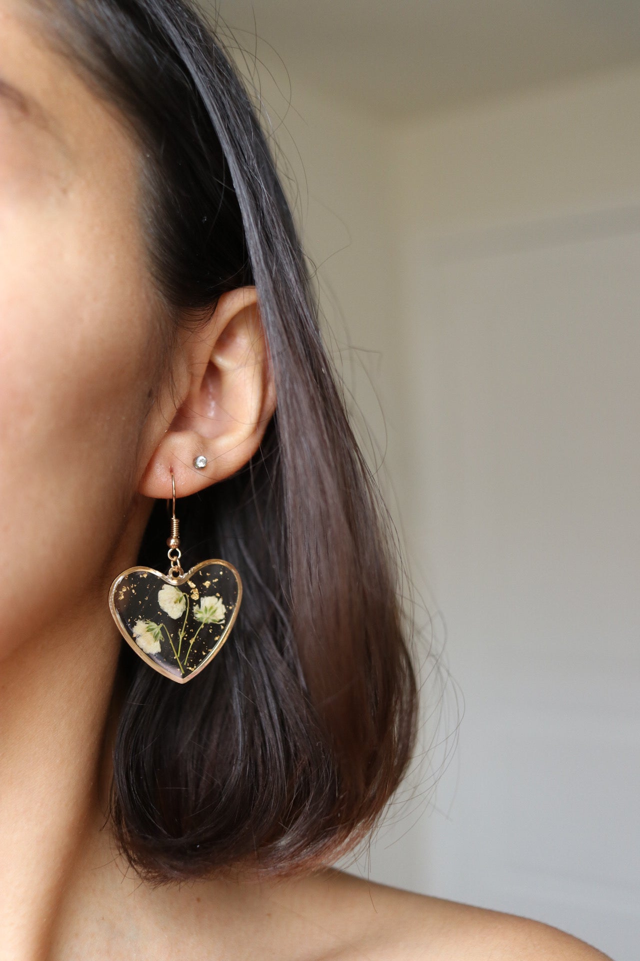 Baby's Breath Wildflower Heart Earrings, Real Pressed Flower Resin Earrings, Botanical Nature Jewelry, Holiday Gift For Her