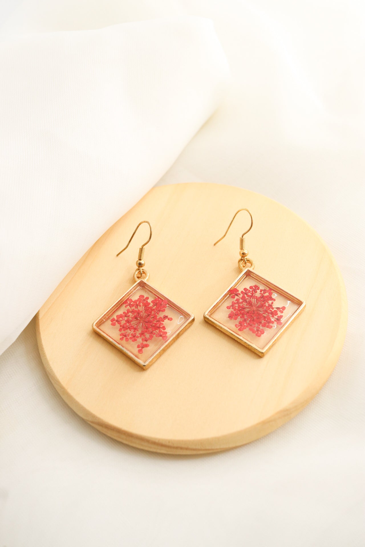 Red Pressed Wildflower Square Resin Earrings, Botanical Dried Flower Earrings, Christmas Gift For Her