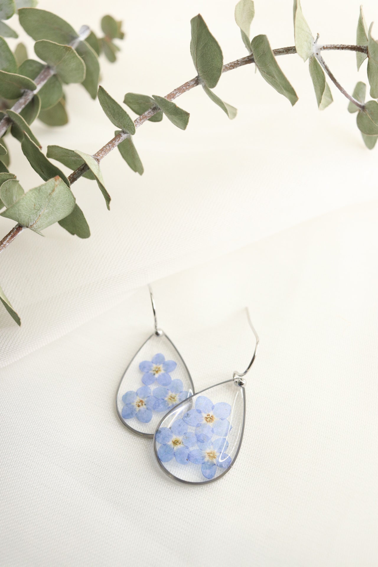 Forget Me Not Wildflower Small Teardrop Resin Earrings, Pressed Dried Natural Flowers, Botanical Nature Jewelry Gift For Her