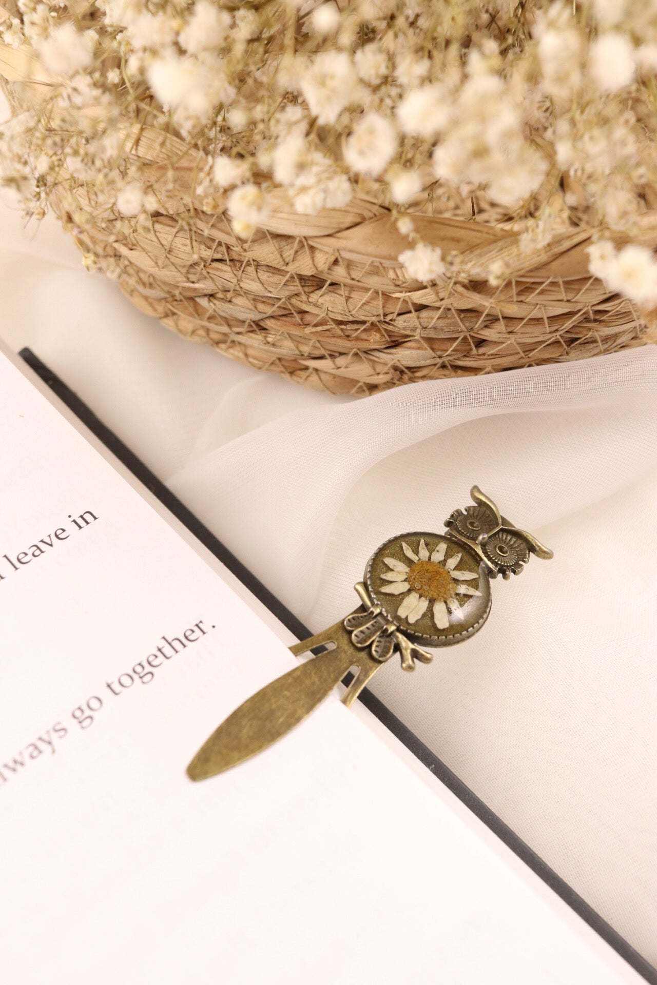 Vintage Bronze Owl Chamomile Flower Bookmark Clip