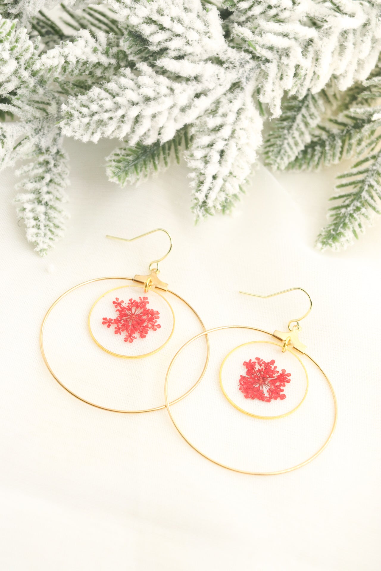 Pressed Red Wildflower Holiday Hoop Earrings,  Botanical Dried Flower Gold Resin Earrings, Festive Gift For Her