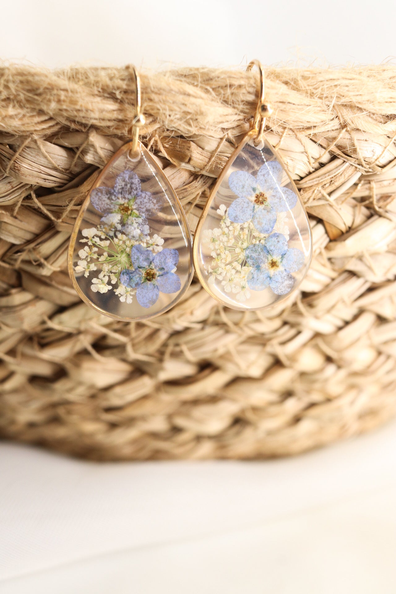 Teardrop Wildflower Small Resin Earrings, Pressed Dried Forget Me Nots and Queen Ann's Lace Flowers, Botanical Nature Jewelry Gift For Her